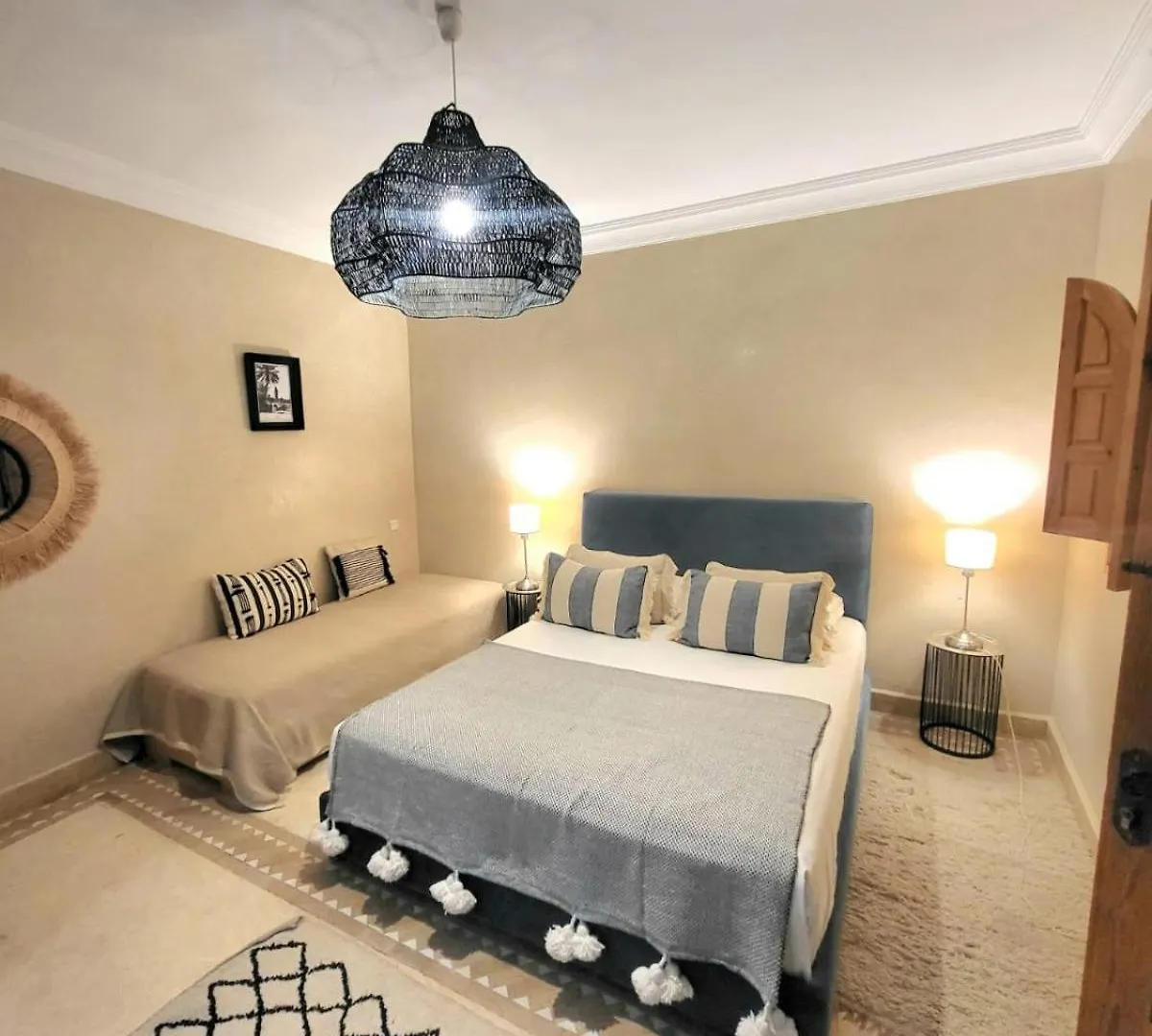 Riad Melilo Avec Piscine Chauffee Marrakesh 0*,
